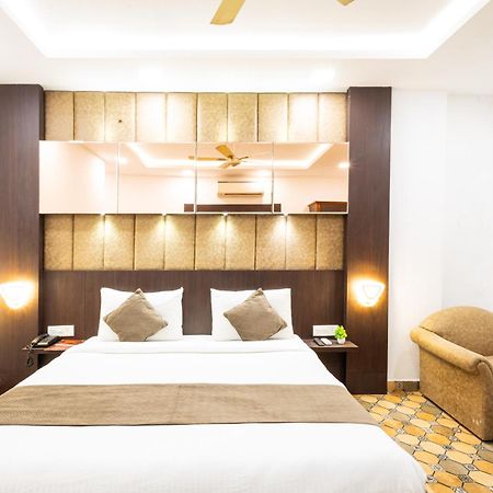 Hotel Panickers Residency - Ajmal Khan Market Near Karol Bagh Metro 德里 外观 照片