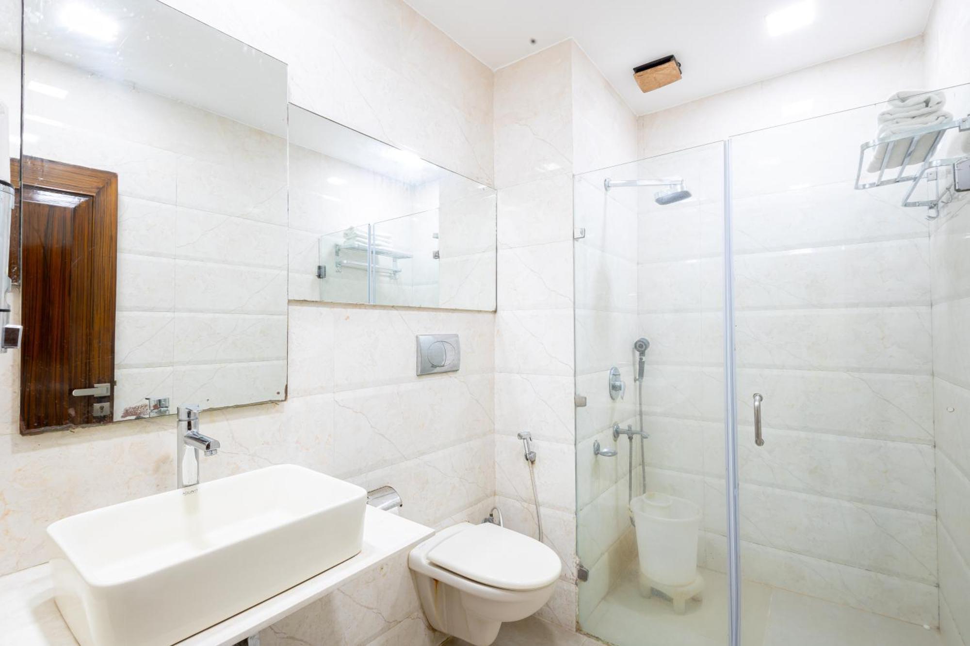 Hotel Panickers Residency - Ajmal Khan Market Near Karol Bagh Metro 德里 外观 照片