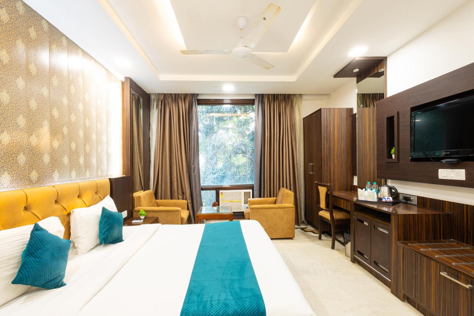 Hotel Panickers Residency - Ajmal Khan Market Near Karol Bagh Metro 德里 外观 照片