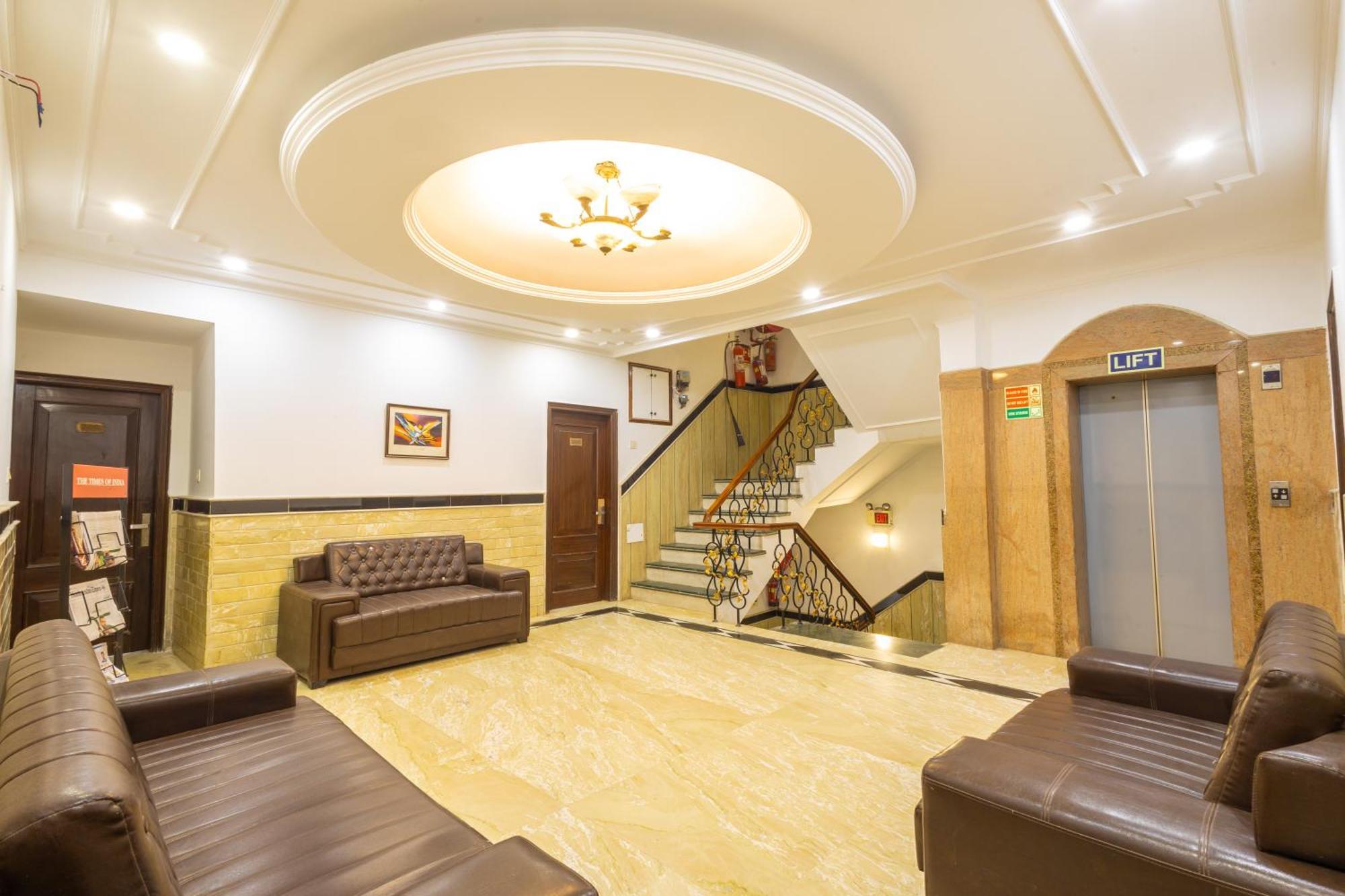 Hotel Panickers Residency - Ajmal Khan Market Near Karol Bagh Metro 德里 外观 照片