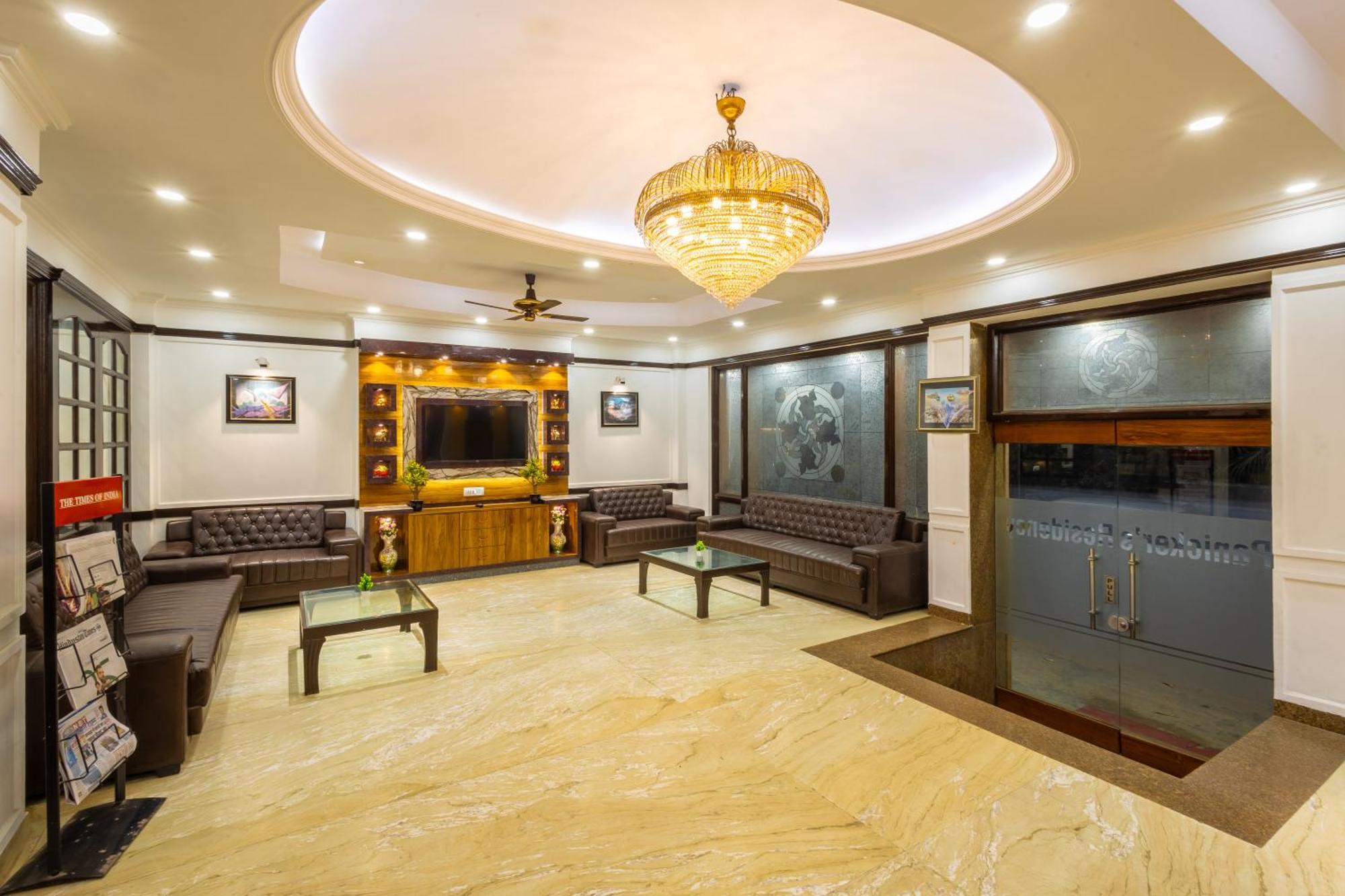 Hotel Panickers Residency - Ajmal Khan Market Near Karol Bagh Metro 德里 外观 照片