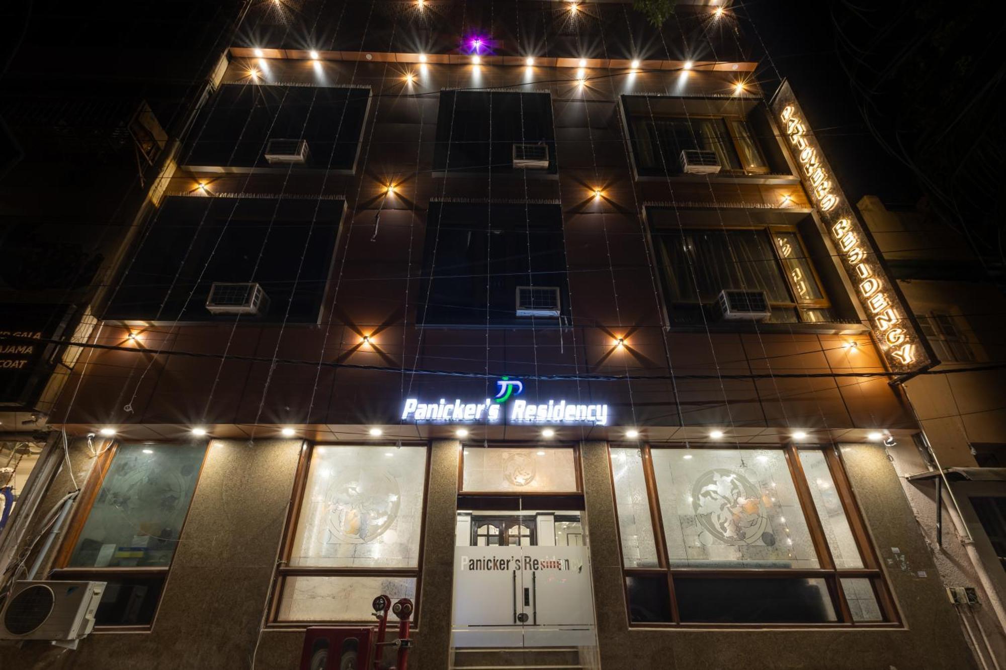 Hotel Panickers Residency - Ajmal Khan Market Near Karol Bagh Metro 德里 外观 照片